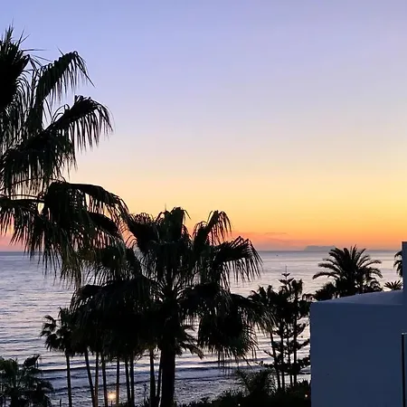Apartment Puente Luxury Penthouse, Beachside & Sea Views Marbella
