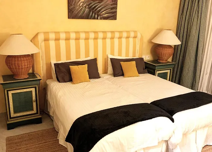 Puente Luxury Penthouse, Beachside & Sea Views * Marbellac